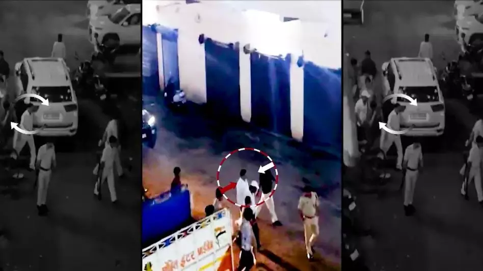 बिहार चुनावी हलचल के बीच मोकामा से बड़ी खबर: बाहुबली नेता और जेडीयू उम्मीदवार अनंत सिंह गिरफ्तार, NDA में मचा सियासी भूचाल बिहार चुनावी हलचल के बीच मोकामा से बड़ी खबर: बाहुबली नेता और जेडीयू उम्मीदवार अनंत सिंह गिरफ्तार, NDA में मचा सियासी भूचाल