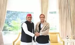 अखिलेश यादव और आज़म खां की मुलाक़ात पर हाजी तालिब अंसारी की प्रतिक्रिया अखिलेश यादव और आज़म खां की मुलाक़ात पर हाजी तालिब अंसारी की प्रतिक्रिया