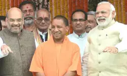 बिहार फतह के लिए बीजेपी ने झोंक दी पूरी ताकत, 70 रैली और 2 रोड शो… बिहार फतह के लिए बीजेपी ने झोंक दी पूरी ताकत, 70 रैली और 2 रोड शो…