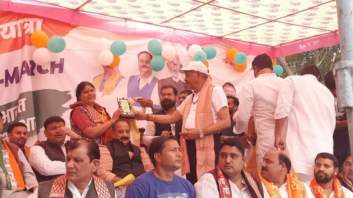 सरदार@150 यूनिटी मार्च पदयात्रा का विधायक  पूरन प्रकाश ने किया शुभारंभ