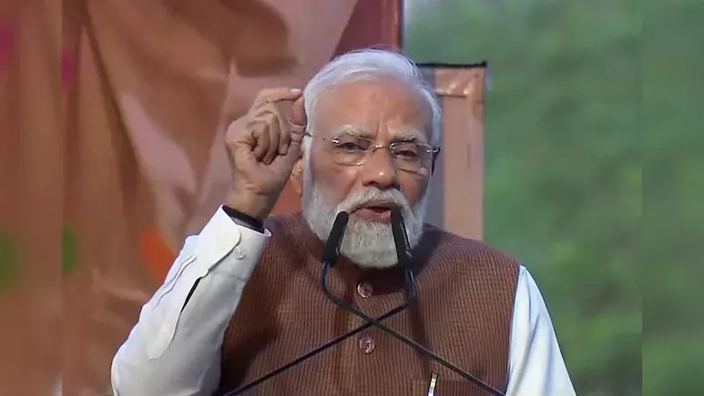 सूरत : एनडीए की निर्णायक जीत के बाद पीएम मोदी का विपक्ष पर प्रहार- “बिहार ने जातिवाद की राजनीति को सिरे से खारिज कर दिया” सूरत : एनडीए की निर्णायक जीत के बाद पीएम मोदी का विपक्ष पर प्रहार- “बिहार ने जातिवाद की राजनीति को सिरे से खारिज कर दिया”