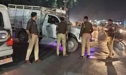 चंदौली में चला सबसे बड़ा सड़क सुरक्षा ड्राइव: 723 वाहन सीज, 1666 का चालान—पुलिस का सख्त एक्शन चंदौली में चला सबसे बड़ा सड़क सुरक्षा ड्राइव: 723 वाहन सीज, 1666 का चालान—पुलिस का सख्त एक्शन