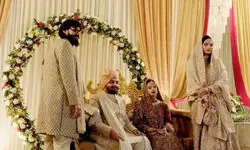 मुख्तार अंसारी के बेटे उमर अंसारी का निकाह, पत्नी फातिमा को पिता की फोटो दिखा भावुक हुए मुख्तार अंसारी के बेटे उमर अंसारी का निकाह, पत्नी फातिमा को पिता की फोटो दिखा भावुक हुए