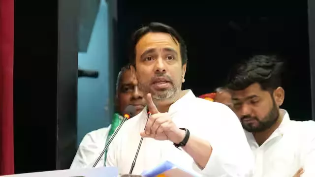 मथुरा अधिवेशन में जयंत चौधरी फिर निर्विरोध अध्यक्ष चुने गए; एनडीए के साथ मजबूती का संदेश, विपक्ष को बताया “नीति-विहीन” मथुरा अधिवेशन में जयंत चौधरी फिर निर्विरोध अध्यक्ष चुने गए; एनडीए के साथ मजबूती का संदेश, विपक्ष को बताया “नीति-विहीन”