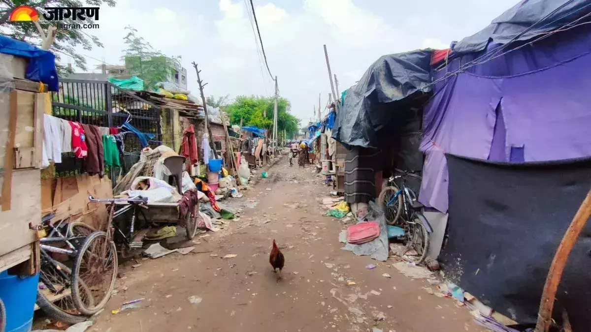 दिल्ली ब्लास्ट के बाद उत्तर प्रदेश में सुरक्षा कड़ी, लखनऊ में कर्मचारियों की आईडी वेरिफिकेशन तेज