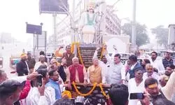 अयोध्या में निषादराज चौराहे पर स्थापित निषाद राज की मूर्ति का हुआ अनावरण