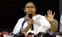 पश्चिम बंगाल: ‘SIR प्रक्रिया अराजक और खतरनाक’, CM ममता ने CEC को लिखी चिट्ठी, भाजपा ने कसा तंज