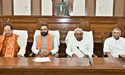 बिहार में नई सरकार की रफ्तार तेज : नीतीश कैबिनेट में विभागों की जिम्मेदारियाँ तय, कई अहम संकेत भी छिपे