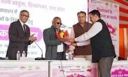 दिव्यांगजनों की समस्याओं के त्वरित समाधान के लिए लखनऊ में मोबाइल कोर्ट का आयोजन