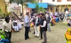 चौधरी राम मोहन लाल गहोई स्मृति में लगे नेत्र शिविर में भारी भीड़, 126 मरीज कानपुर रेफर