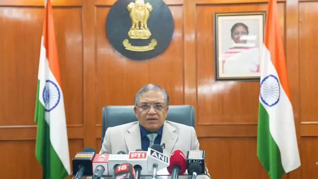 International IDEA की अध्यक्षता भारत को — CEC राजीव कुमार बोले: “लोकतंत्र की जीत, हर मतदाता का सम्मान” International IDEA की अध्यक्षता भारत को — CEC राजीव कुमार बोले: “लोकतंत्र की जीत, हर मतदाता का सम्मान”