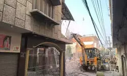 सैलानी के सूफ़ीटोला में दूसरे दिन भी गरजा बीडीए का बुलडोज़र, अब ब्रह्मपुरा का इक़बाल पैलेस शादी हॉल भी रडार पर