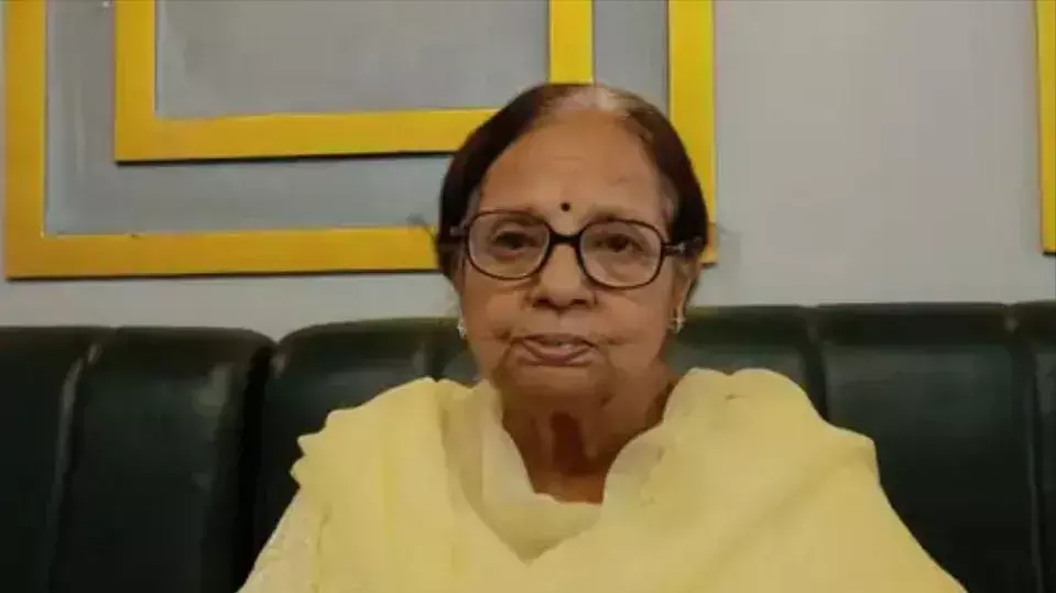 लखनऊ में सनसनी: बुजुर्ग महिला मृत, कमरा अस्त-व्यस्त मिला लखनऊ में सनसनी: बुजुर्ग महिला मृत, कमरा अस्त-व्यस्त मिला