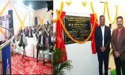 рдерд╛рдирд╛ рд╢рд╛рд▓реАрдорд╛рд░ рдЧрд╛рд░реНрдбрди рдХреЗ рдЬреАрд░реНрдгреЛрджреНрдзрд╛рд░ рдПрд╡рдВ рдирд╡рдирд┐рд░реНрдорд╛рдг рдХрд╛ рдЙрджреНрдШрд╛рдЯрди-рдкреБрд▓рд┐рд╕ рдЖрдпреБрдХреНрдд рдЬреЗ. рд░рд╡рд┐рдиреНрджреНрд░ рдЧреМрдбрд╝ рдиреЗ рдХрд┐рдпрд╛ рд▓реЛрдХрд╛рд░реНрдкрдг, рдЕрдиреЗрдХ рд╕реБрд╡рд┐рдзрд╛рдУрдВ рд╕реЗ рд▓реИрд╕ рд╣реБрдЖ рдкрд░рд┐рд╕рд░ рдерд╛рдирд╛ рд╢рд╛рд▓реАрдорд╛рд░ рдЧрд╛рд░реНрдбрди рдХреЗ рдЬреАрд░реНрдгреЛрджреНрдзрд╛рд░ рдПрд╡рдВ рдирд╡рдирд┐рд░реНрдорд╛рдг рдХрд╛ рдЙрджреНрдШрд╛рдЯрди-рдкреБрд▓рд┐рд╕ рдЖрдпреБрдХреНрдд рдЬреЗ. рд░рд╡рд┐рдиреНрджреНрд░ рдЧреМрдбрд╝ рдиреЗ рдХрд┐рдпрд╛ рд▓реЛрдХрд╛рд░реНрдкрдг, рдЕрдиреЗрдХ рд╕реБрд╡рд┐рдзрд╛рдУрдВ рд╕реЗ рд▓реИрд╕ рд╣реБрдЖ рдкрд░рд┐рд╕рд░