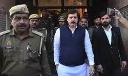 प्रयागराज : पूर्व सांसद धनंजय सिंह को इलाहाबाद हाईकोर्ट से बड़ा झटका, राजनीतिक प्रतिक्रियाएँ तेज प्रयागराज : पूर्व सांसद धनंजय सिंह को इलाहाबाद हाईकोर्ट से बड़ा झटका, राजनीतिक प्रतिक्रियाएँ तेज