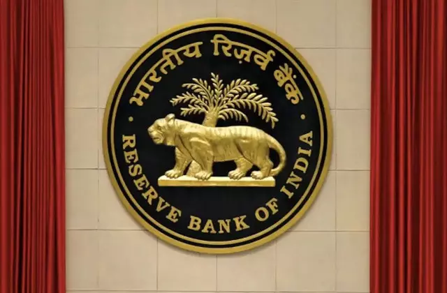 RBI का बड़ा ऐलान — जीरो बैलेंस अकाउंट धारकों को मिलेगी अनलिमिटेड मुफ्त बैंकिंग सुविधाएं।