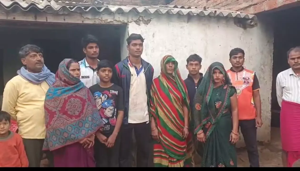 चंदौली:अंकित यादव 6.5 लाख में ISPL में हुए चयनित, इलाके में जश्न का माहौल चंदौली:अंकित यादव 6.5 लाख में ISPL में हुए चयनित, इलाके में जश्न का माहौल