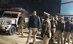 चंदौली:एसपी ने रात में किया बलुआ थाने का औचक निरीक्षण, व्यवस्थाओं में सुधार के दिए कड़े निर्देश चंदौली:एसपी ने रात में किया बलुआ थाने का औचक निरीक्षण, व्यवस्थाओं में सुधार के दिए कड़े निर्देश