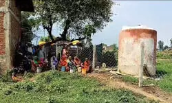 मुस्लिम से शादी करने वाली दो आदिवासी महिलाओं के नाम पर 30 अनुबंध, झारखंड, बिहार, छत्तीसगढ़ के परिवार बसाए मुस्लिम से शादी करने वाली दो आदिवासी महिलाओं के नाम पर 30 अनुबंध, झारखंड, बिहार, छत्तीसगढ़ के परिवार बसाए