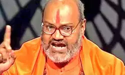 धार्मिक अलगाव पर विवादित बयान, बयानबाज़ी से फिर गरमाया सामाजिक-राजनीतिक माहौल धार्मिक अलगाव पर विवादित बयान, बयानबाज़ी से फिर गरमाया सामाजिक-राजनीतिक माहौल