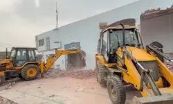 संभल के राया बुजुर्ग गांव में 552 वर्ग मीटर जमीन पर बनी गौसुल बड़ा मस्जिद को प्रशासन ने ध्वस्त कर दिया संभल के राया बुजुर्ग गांव में 552 वर्ग मीटर जमीन पर बनी गौसुल बड़ा मस्जिद को प्रशासन ने ध्वस्त कर दिया