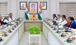 कैबिनेट बैठक के बाद सरकार के बड़े फैसले : परिवार, उद्योग, रोजगार और शिक्षा से जुड़े 13 अहम प्रस्तावों को मंजूरी कैबिनेट बैठक के बाद सरकार के बड़े फैसले : परिवार, उद्योग, रोजगार और शिक्षा से जुड़े 13 अहम प्रस्तावों को मंजूरी