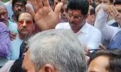 लोढ़ा अमारा में आवारा कुत्तों का बढ़ता आतंक, निवासी डरे सहमे और समाधान की मांग पर अड़े