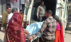 बाराबंकी में थाने के पीछे एक किशोरी जिंदा जलते मिली,हालत नाजुक; पीड़िता ने पेट्रोल पंप कर्मी का लिया नाम बाराबंकी में थाने के पीछे एक किशोरी जिंदा जलते मिली,हालत नाजुक; पीड़िता ने पेट्रोल पंप कर्मी का लिया नाम