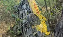 रायबरेली : स्कूल वैन पलटने से कई छात्र घायल, पुलिस जांच में जुटी