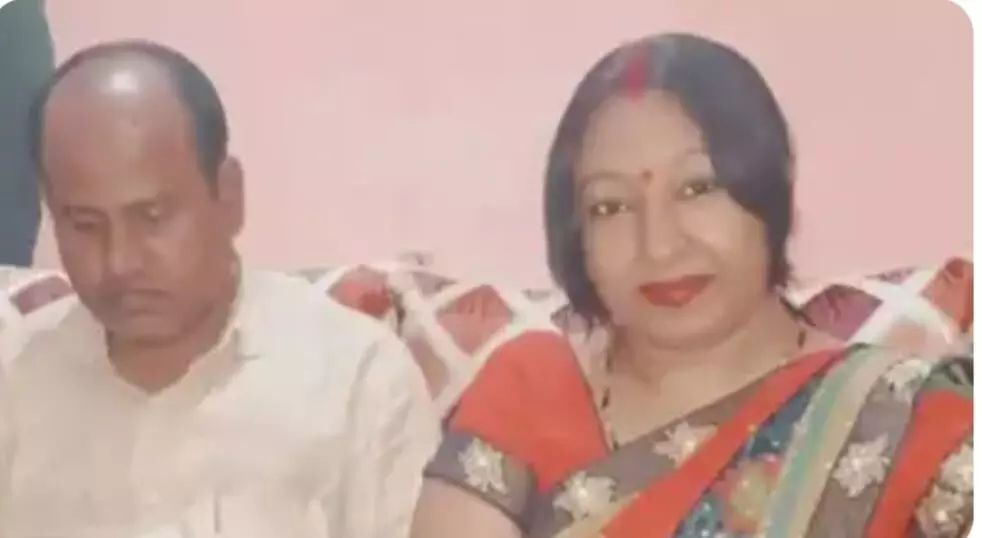 बांदा POCSO केस : 10 साल तक चला संगठित अपराध, विशेष अदालत का ऐतिहासिक फैसला — राम भवन और दुर्गावती को फांसी, न्यायाधीश पी.के. मिश्रा का सख्त रुख बांदा POCSO केस : 10 साल तक चला संगठित अपराध, विशेष अदालत का ऐतिहासिक फैसला — राम भवन और दुर्गावती को फांसी, न्यायाधीश पी.के. मिश्रा का सख्त रुख