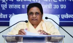 2027 में 2007 वाला फॉर्मूला- मायावती ने ब्राह्मण नेता को दिया सबसे पहला टिकट 2027 में 2007 वाला फॉर्मूला- मायावती ने ब्राह्मण नेता को दिया सबसे पहला टिकट