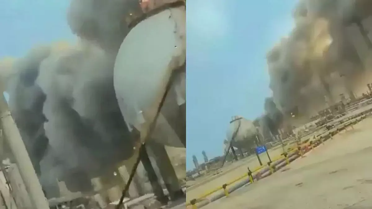 तेहरान में बड़ा एयरस्ट्राइक : राष्ट्रपति कार्यालय सहित ‘नेतृत्व परिसर’ पर इजरायल का हमला, मध्य पूर्व में तनाव चरम पर तेहरान में बड़ा एयरस्ट्राइक : राष्ट्रपति कार्यालय सहित ‘नेतृत्व परिसर’ पर इजरायल का हमला, मध्य पूर्व में तनाव चरम पर