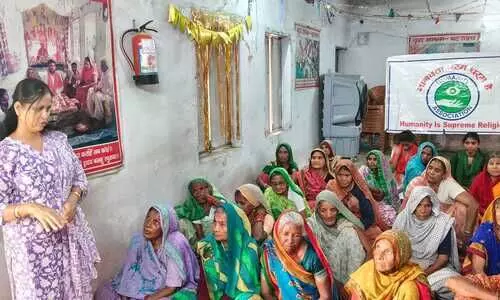 वृद्धाश्रम में खिला खुशियों का गुलाल, ह्यूमैनिटी एसोसिएशन ने बुजुर्ग महिलाओं संग मनाया महिला दिवस