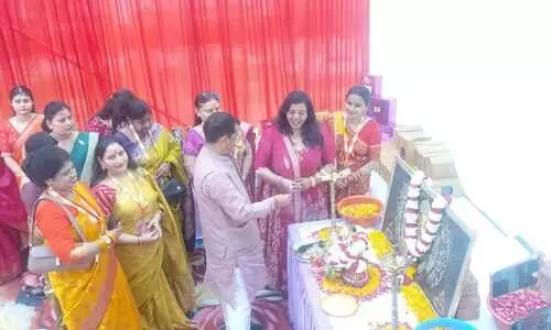 परमहंस महाविद्यालय प्रांगण में सजा रंगोत्सव, सांस्कृतिक कार्यक्रमों ने बांधा समा