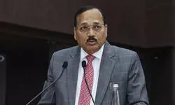 आधी रात को ये सब पिटिशन ड्राफ्ट करते हो क्या? वकील नहीं होते तो जुर्माना लगाता, शराब से जुड़ी PIL पर भड़के CJI