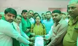 तहसील में बढ़ते भ्रष्टाचार को लेकर भारतीय किसान यूनियन चौधरी चरण सिंह ने यूपी जिला अधिकारी को दिया शिकायती प्रार्थना पत्र