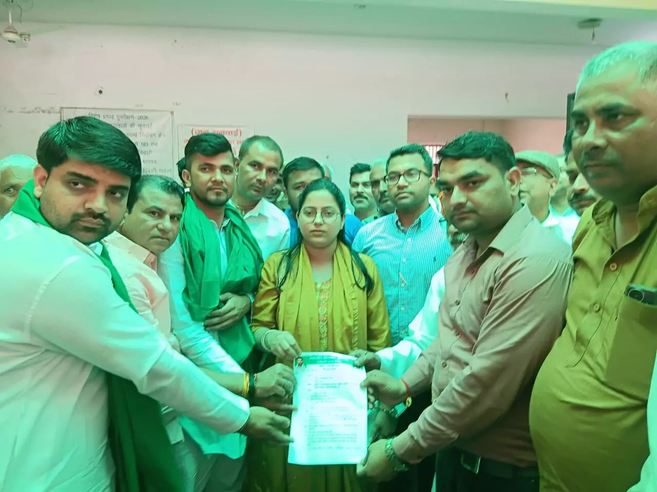 तहसील में बढ़ते भ्रष्टाचार को लेकर भारतीय किसान यूनियन चौधरी चरण सिंह ने यूपी जिला अधिकारी को दिया शिकायती प्रार्थना पत्र तहसील में बढ़ते भ्रष्टाचार को लेकर भारतीय किसान यूनियन चौधरी चरण सिंह ने यूपी जिला अधिकारी को दिया शिकायती प्रार्थना पत्र