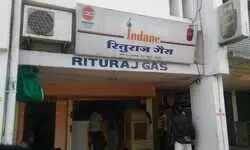 बस्ती जिले में गैस की आपूर्ति सामान्य, उपभोक्ता घबराएं नहीं: अशोक कुमार सिंह