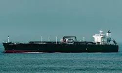 आ रही LPG की बड़ी खेप, दो भारतीय जहाज शिवालिक और नंदा देवी ने होर्मुज का रास्ता पार किया