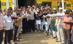 सपाईयों ने करसरा गांव में कांशीराम जयंती मनाई गई सपाईयों ने करसरा गांव में कांशीराम जयंती मनाई गई