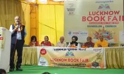 लखनऊ पुस्तक मेले में कला साहित्य की धूम, ‘पत्नी पुराण’ सहित कई कृतियों का विमोचन लखनऊ पुस्तक मेले में कला साहित्य की धूम, ‘पत्नी पुराण’ सहित कई कृतियों का विमोचन