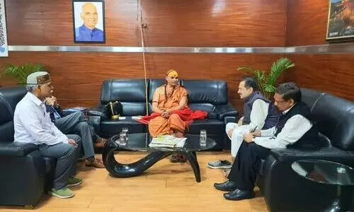 संघ नेता, मुस्लिम मंच और 10 लाख शादियों का दावा – नया विवाद, शंकराचार्य के बयान ने बढ़ाई धर्म-राजनीति की बहस