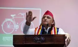 दादरी रैली से 2027 चुनाव का बिगुल : अखिलेश यादव ने एयरपोर्ट, किसान और महंगाई के मुद्दे उठाए दादरी रैली से 2027 चुनाव का बिगुल : अखिलेश यादव ने एयरपोर्ट, किसान और महंगाई के मुद्दे उठाए