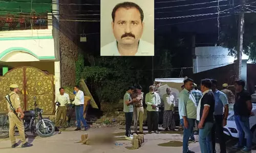 प्रयागराज: माफिया अशरफ के पूर्व गनर इरफान गद्दी की सरेआम हत्या, बीच सड़क पर सीने में मारी गोली