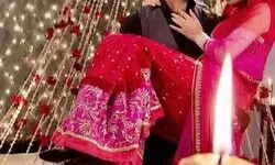 आगरा में शादी के अगले ही दिन भूचाल—सुहागरात पर 90 लाख की डिमांड, सौदेबाजी में बदल गया रिश्ता! आगरा में शादी के अगले ही दिन भूचाल—सुहागरात पर 90 लाख की डिमांड, सौदेबाजी में बदल गया रिश्ता!