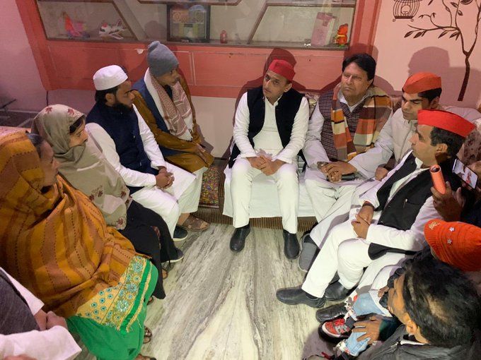 गरीबों के खिलाफ नागरिकता संशोधन कानून, सपा वापस लेगी पीड़ितों से मुकदमेः अखिलेश