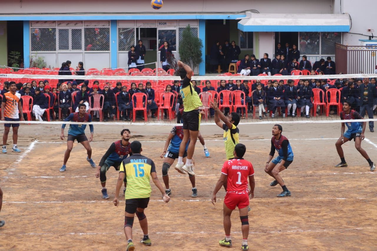 रंगारंग कार्यक्रम के बीच वालीबाल महाकुंभ का आगाज