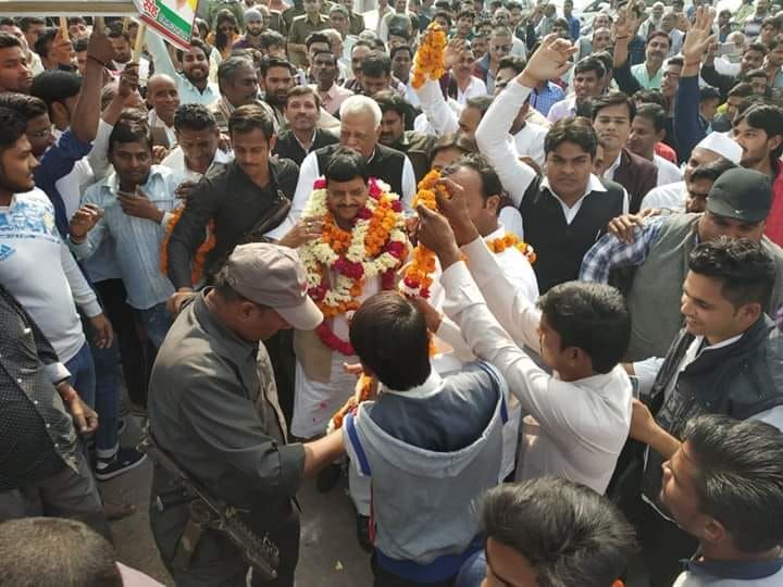 हापुड़: शिवपाल यादव का बीजेपी पर हमला नाम बदलने से कुछ नहीं होता व्यवस्था बदलें, कानून व्यवस्था की कोई चीज नहीं, हत्याएं,महिलाओं पर अत्याचार हो रहा है, 79 सीटों पर हम लड़ेंगे।