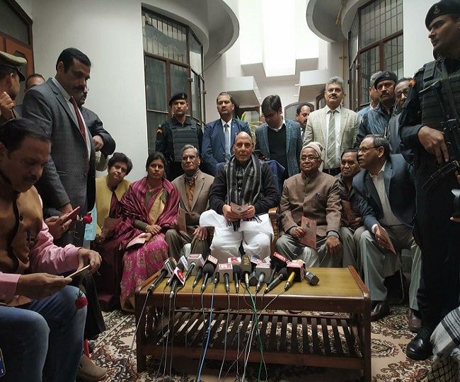 नागरिकता संशोधन कानून पर विपक्ष फैला रहा भ्रम नागरिकता संशोधन कानून पर विपक्ष फैला रहा भ्रम