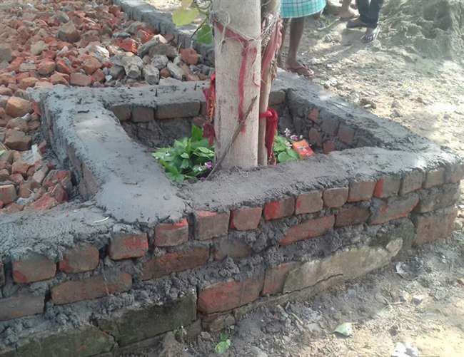 बरेली में तनाव, धार्मिक स्थल निर्माण को लेकर दो समुदाय आमने-समने बरेली में तनाव, धार्मिक स्थल निर्माण को लेकर दो समुदाय आमने-समने